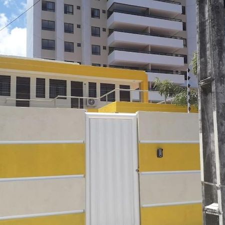 ホテル Casa Amarela João Pessoa エクステリア 写真